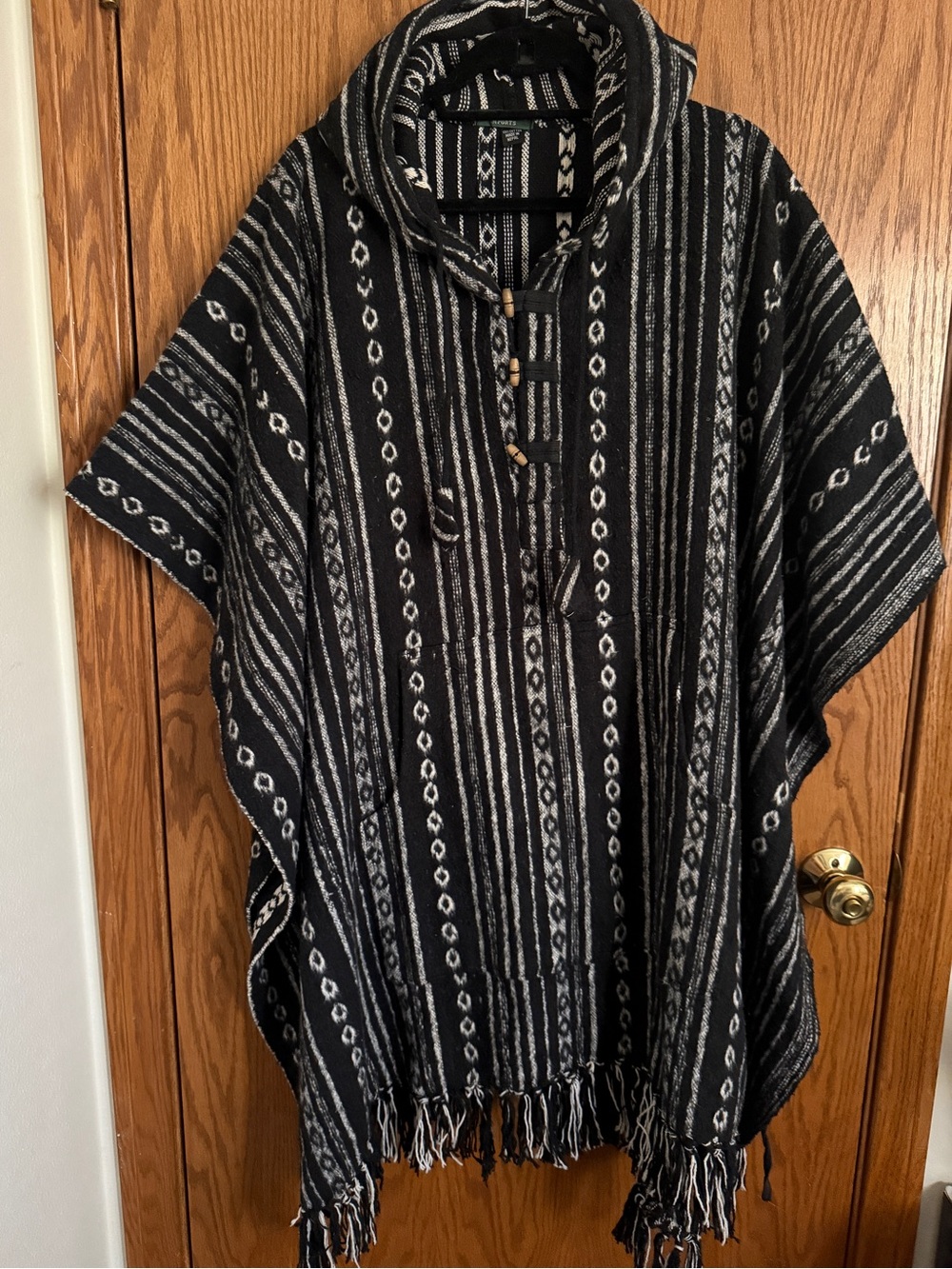 Kathmandu Imports Cotton Hooded Poncho Black + White Boho Nepal Unisex One Size